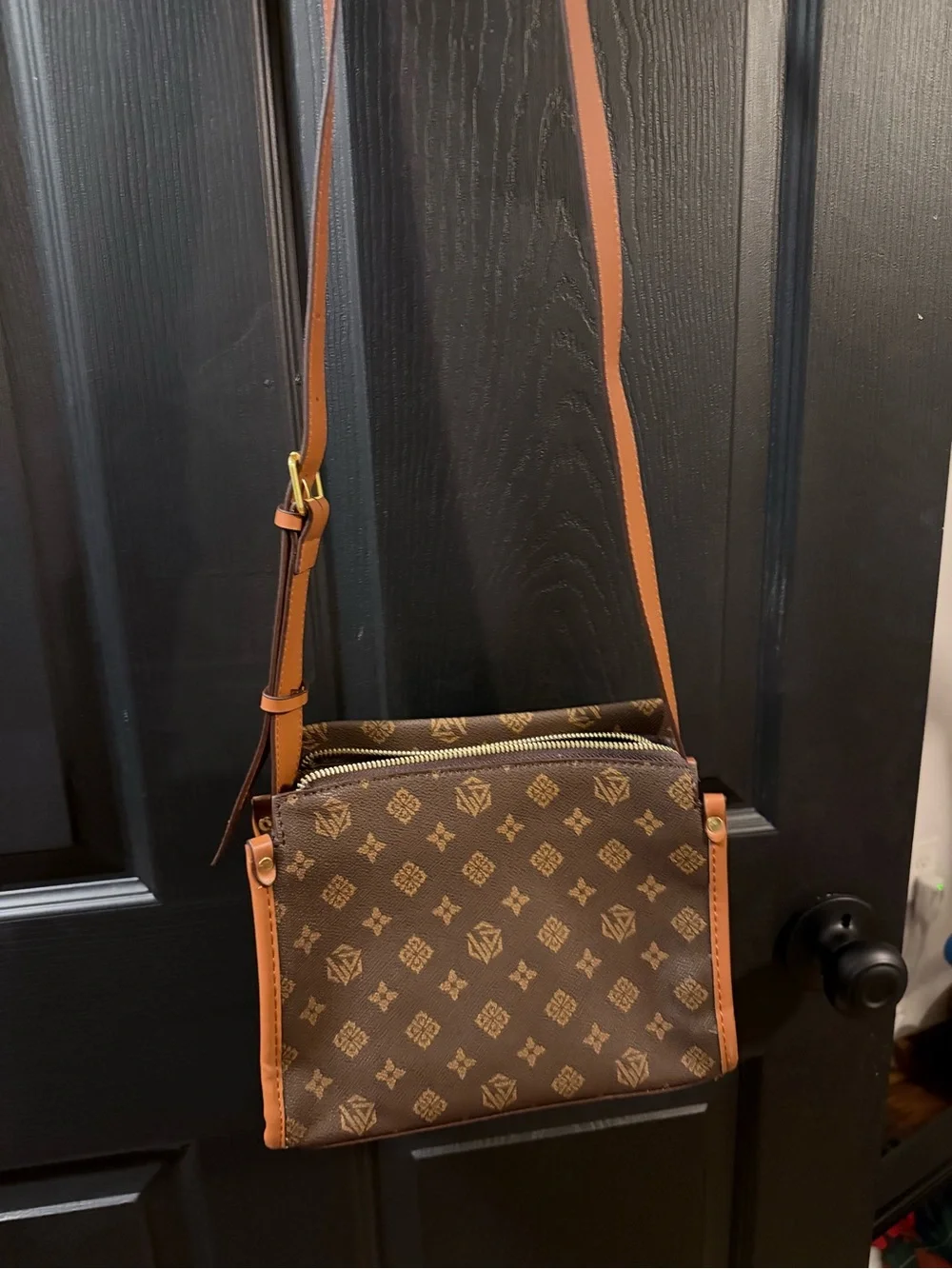 Brown Crossbody Shoulder Bag with Tan Trim
